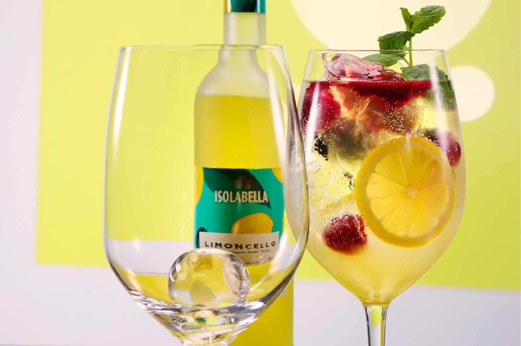 Fruity Isolabella Limoncello Spritz